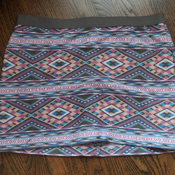 AMERICAN EAGLE OUTFITTERS SKIRT - Picture 1 of 3